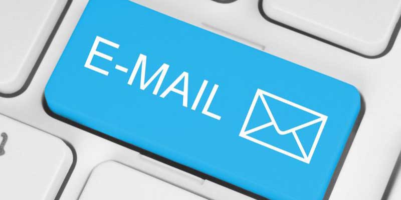 Sử dụng email để trao đổi